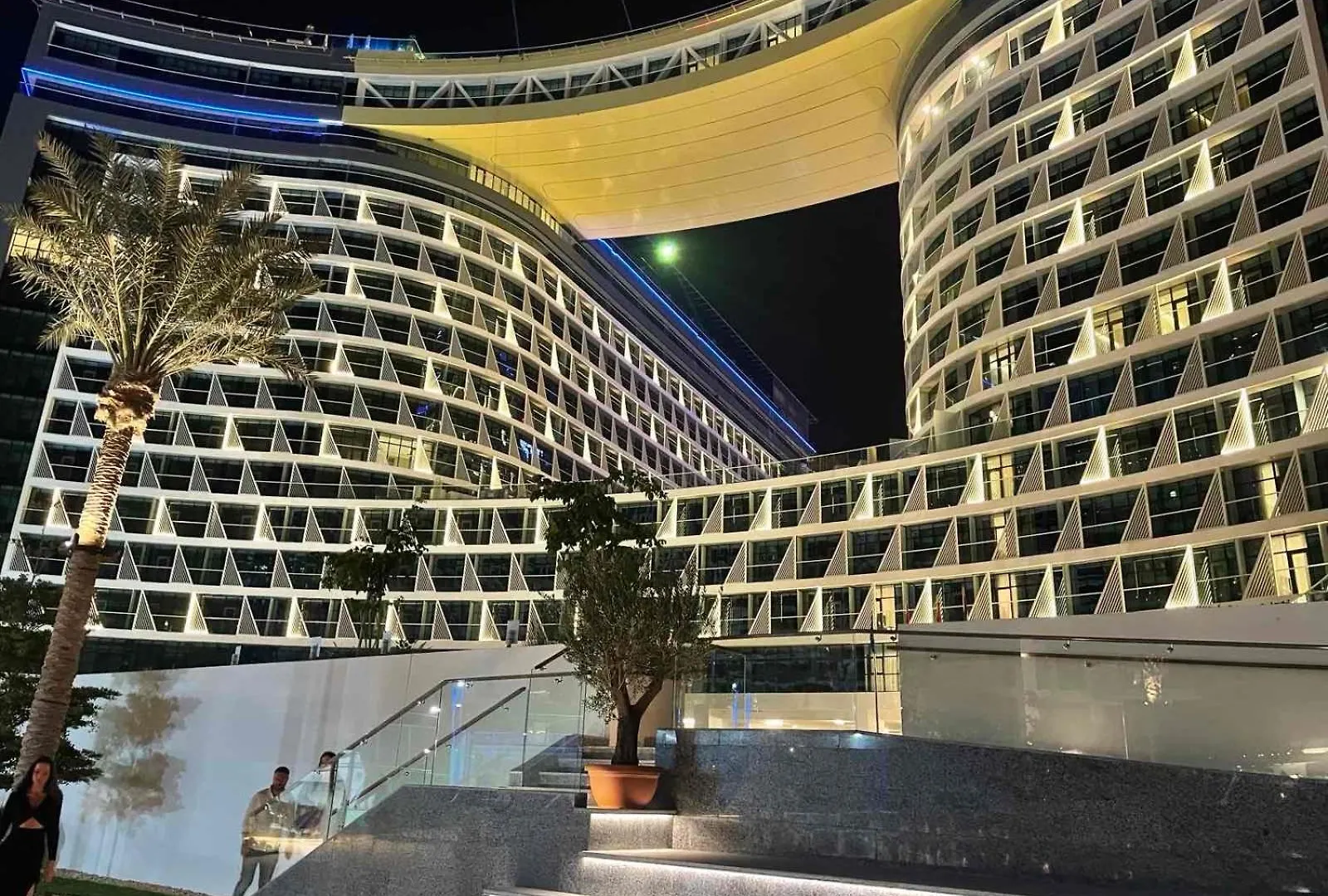 Beachside Bliss: Stylish New Studio At Seven Palm Dubai United Arab Emirates