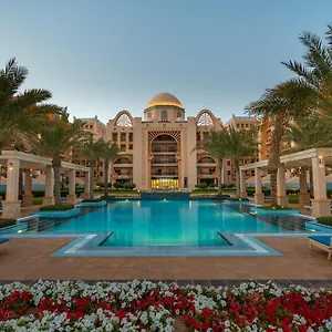 Apartment Amazing Beachfront Near Atlantis Waterpark By Simply Comfort Sarai Palm Jumeirah, Dubai